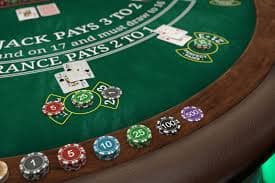 Dashboard permainan Jewels of Prosperity menampilkan saldo dan riwayat kemenangan